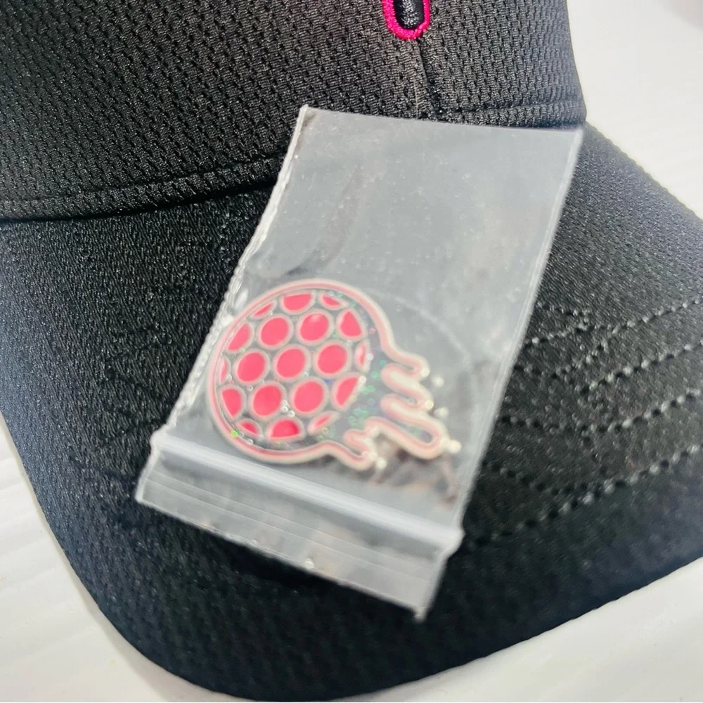 Bonk Golf Men’s Fitted Golf Hat w/Tee Holder & Magnetic Ball Marker Size - M-L - Picture 3 of 9